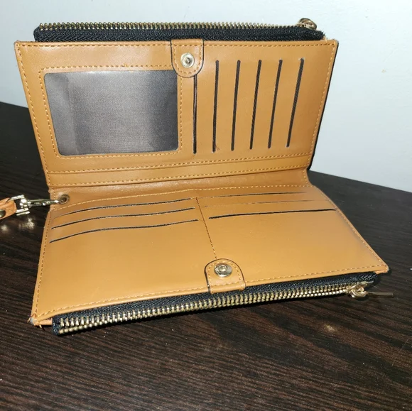 Cheetah Wallet - Picture 4 of 9